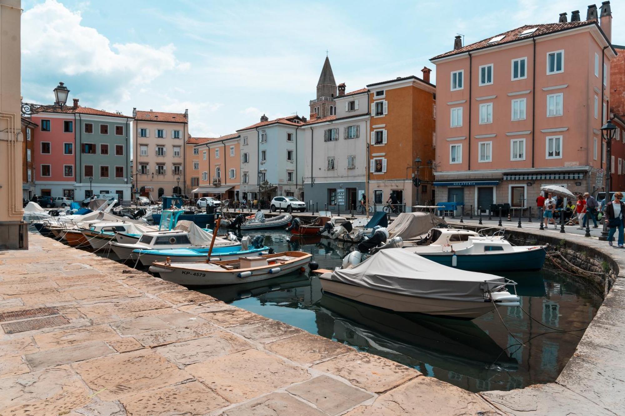 Hurban Apartments Múggia Kültér fotó