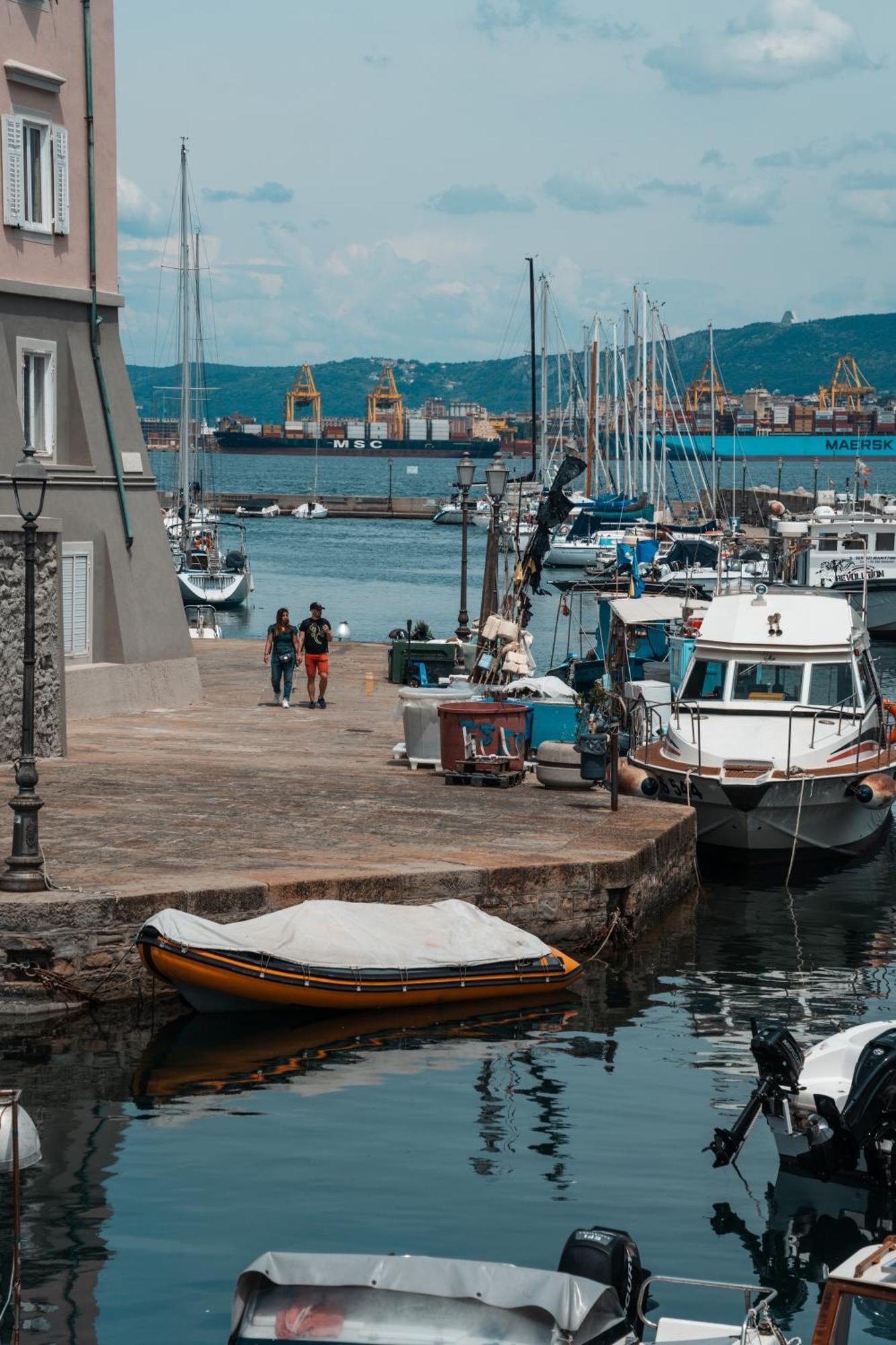 Hurban Apartments Múggia Kültér fotó